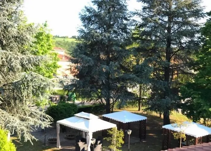 Otel Ristorante Gallo D'oro Vignola (Emilia-Romagna)