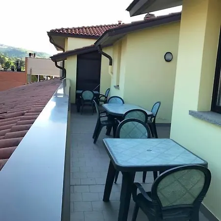 Ristorante Gallo D'oro ホテル 3*